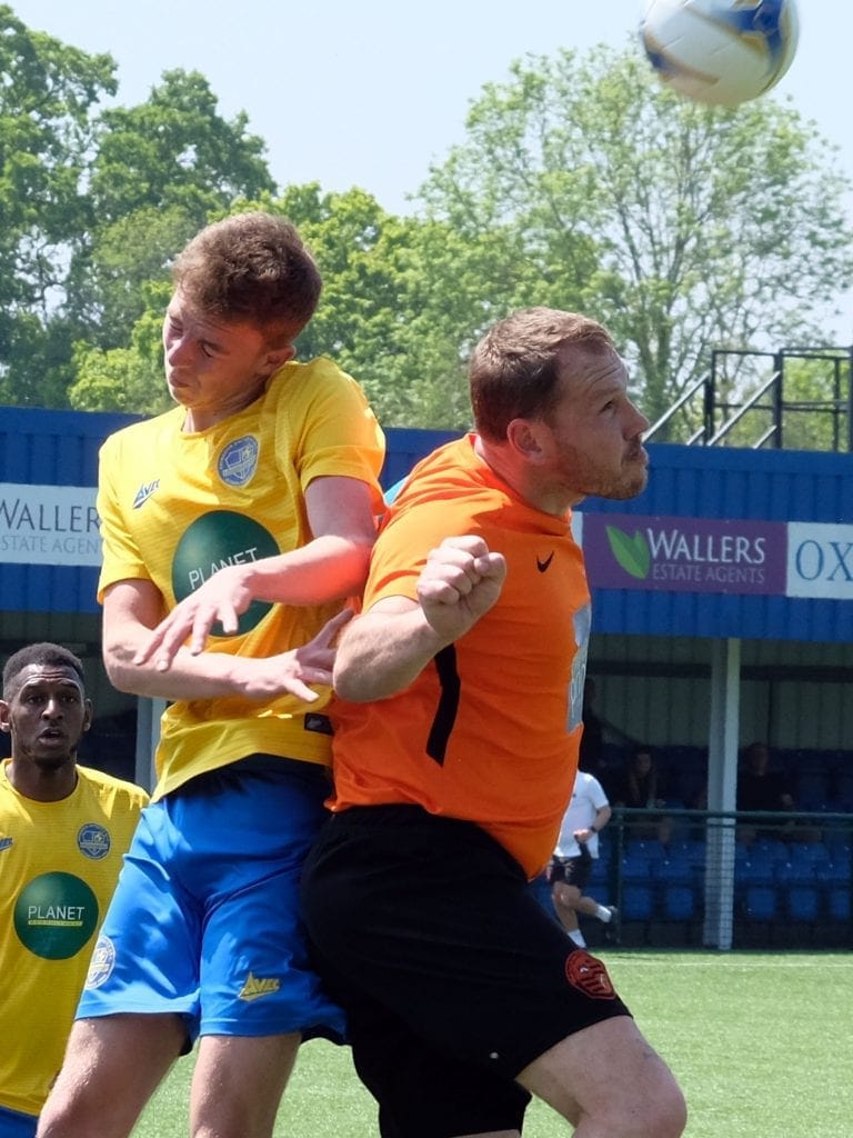 Wokingham & Emmbrook v Abingdon United Pictures: Andrew Batt FootballinBerkshire