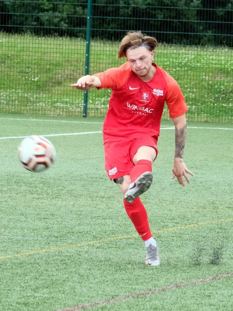 Binfield FC v Berks County pictures: Andrew Batt FootballinBerkshire