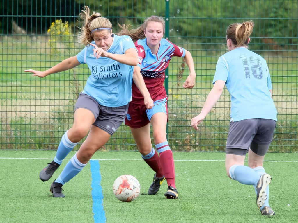 Woodley United Ladies v Badshot Lea Ladies Pictures: Andrew Batt FootballinBerkshire