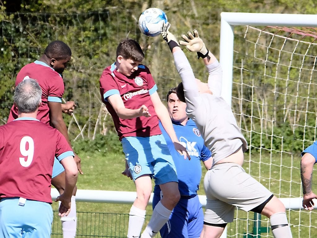 Berks County FC Pictures: Andrew Batt FootballinBerkshire