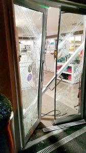 Blissimi smashed doors