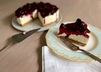 Blueberry & Vanilla Cheesecake