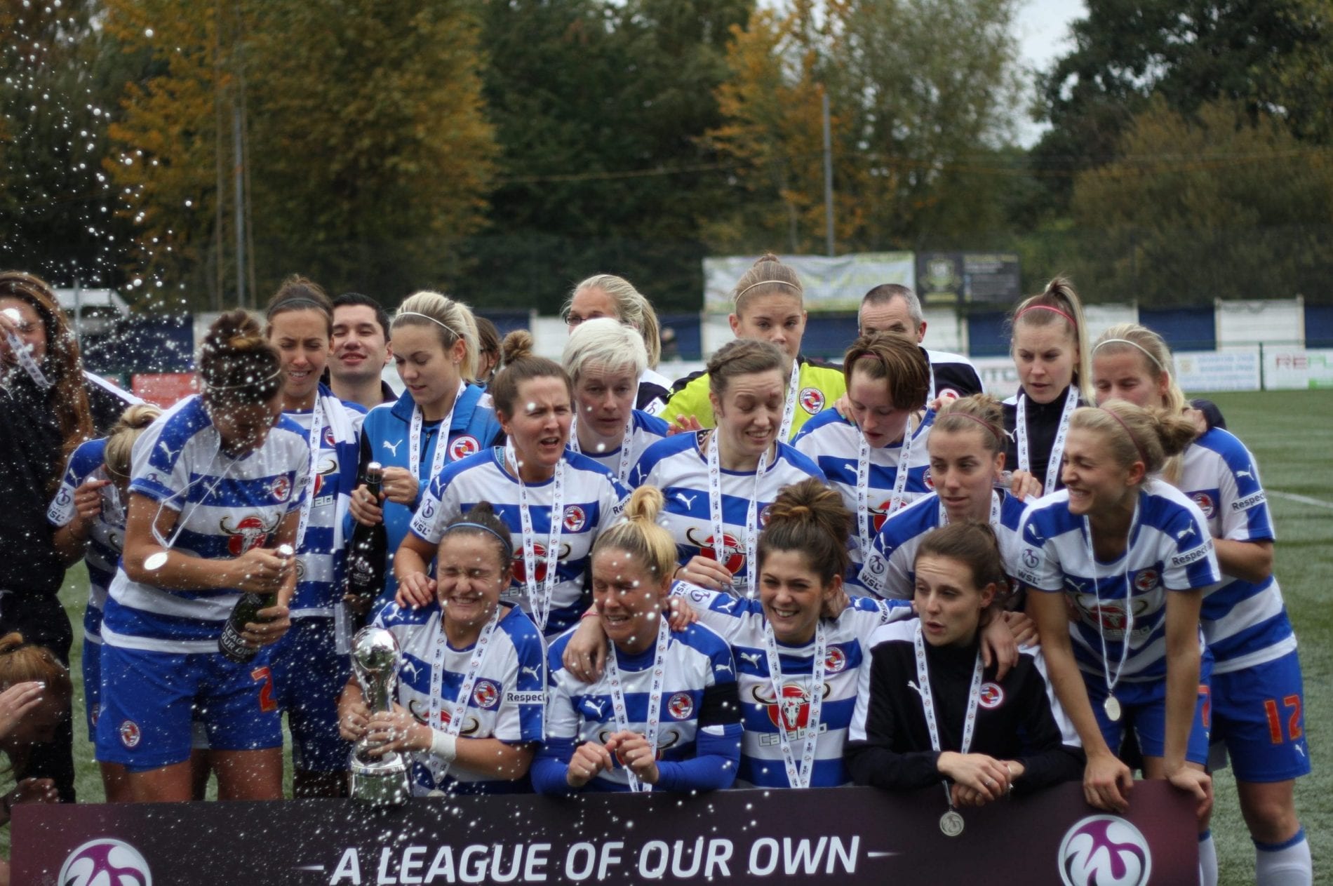 ReadingFCWomencelebrate PicbyNigelHoyle/GoalShots