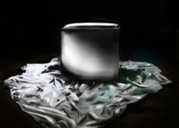 Dalga Hasmetoglu's work Glacier