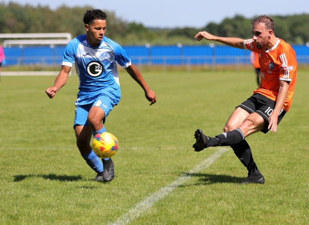 Eversley & California FC pictures: Richard Milam