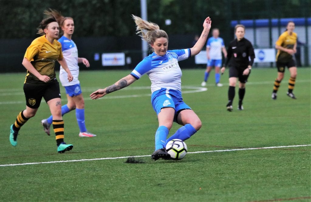 Eversley & California Ladies Pictures: Richard Milam