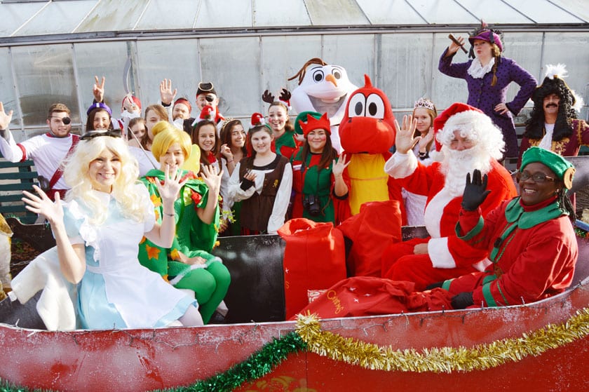 Hare Hatch Sheeplands Santa arrival