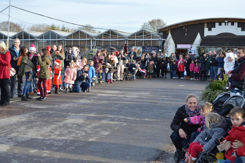 Hare Hatch Sheeplands Santa arrival