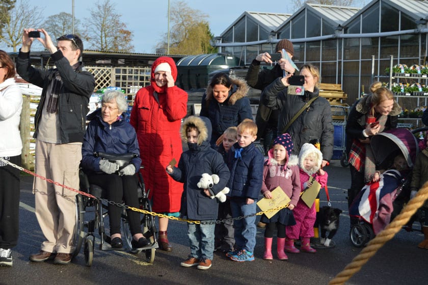 Hare Hatch Sheeplands Santa arrival