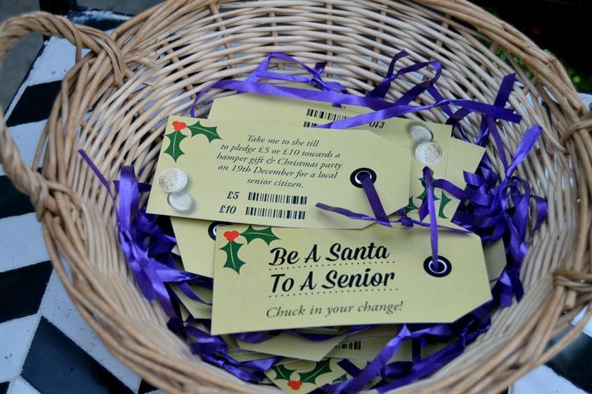 Hare Hatch Sheeplands Santa arrival