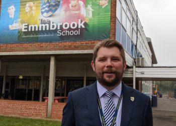 Emmbrook School
