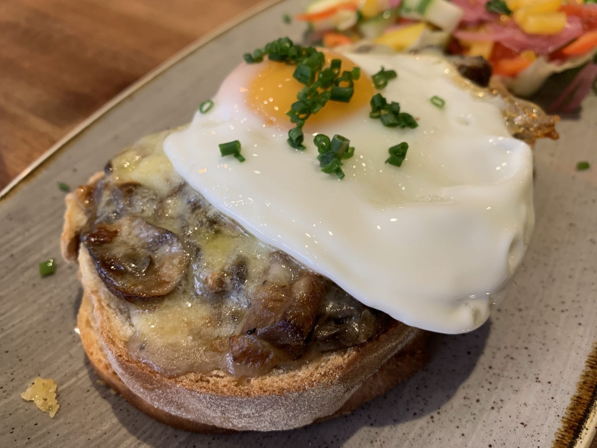 FOOD REVIEW Pitcher And Piano s Bottomless Brunch Starts A Weekend Of 