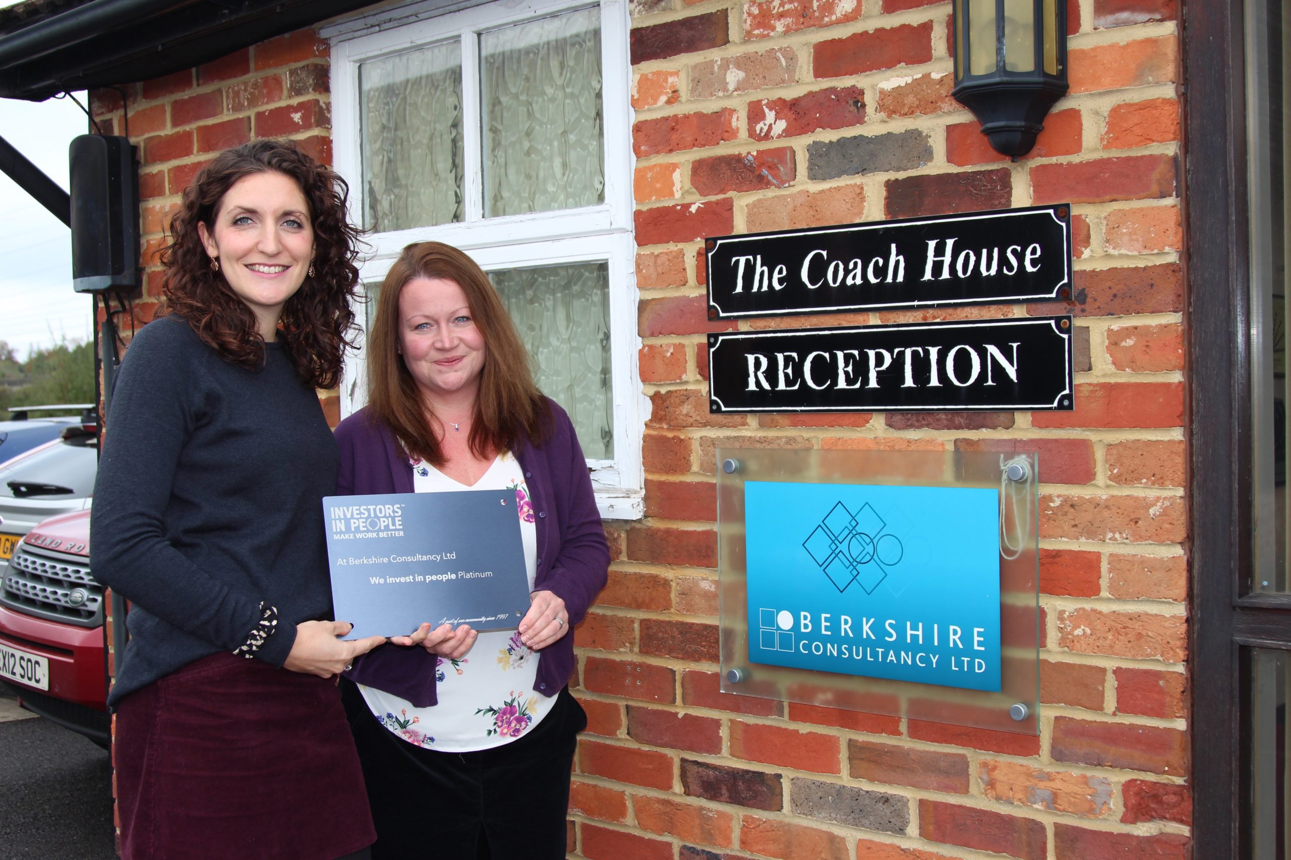 Berkshire Consultancy with IIP accreditation certificate.