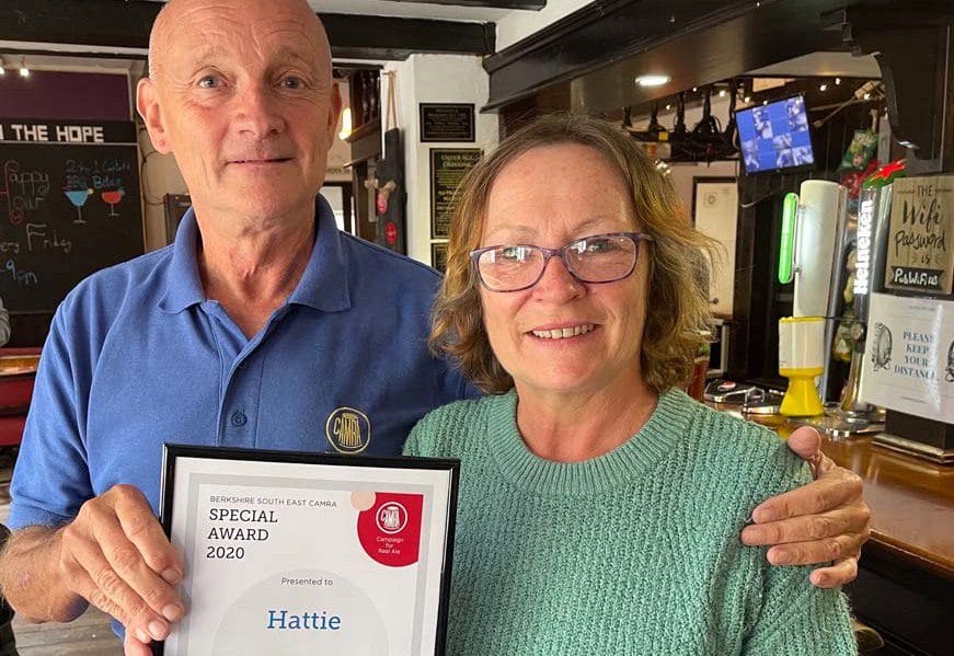 hope and anchor pub reading wokingham landlady award