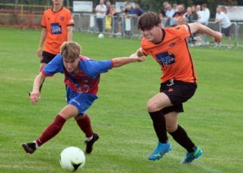 Wokingham & Emmbrook v Moreton Rangers