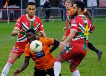 Wokingham & Emmbrook v Windsor Pictures: Andrew Batt FootballinBerkshire