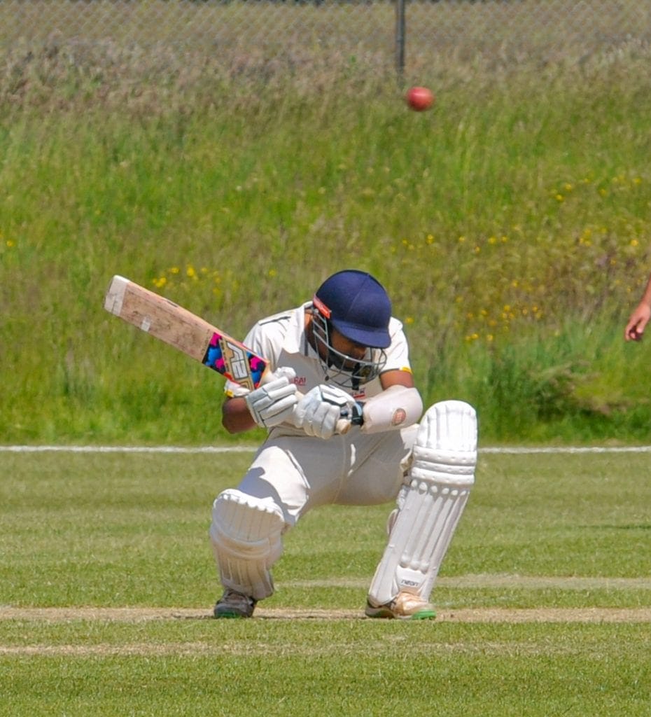 Wokingham 2s (batting) v Binfield. Mac Desouza (batting)