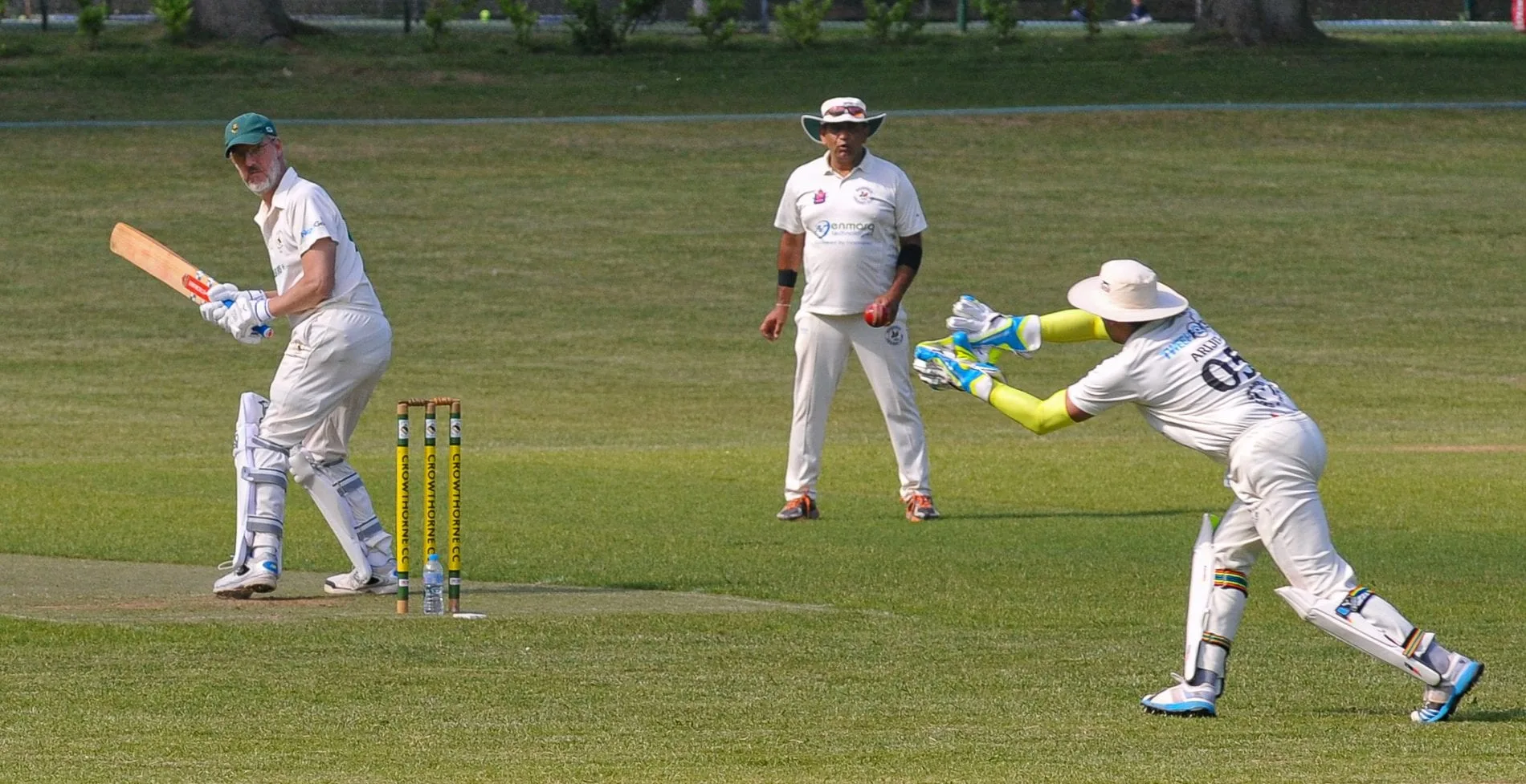 Crowthorne & Crown Wood 2s (batting) v Shinfield 2s Sidharth Shetty catches Prakash Singh out