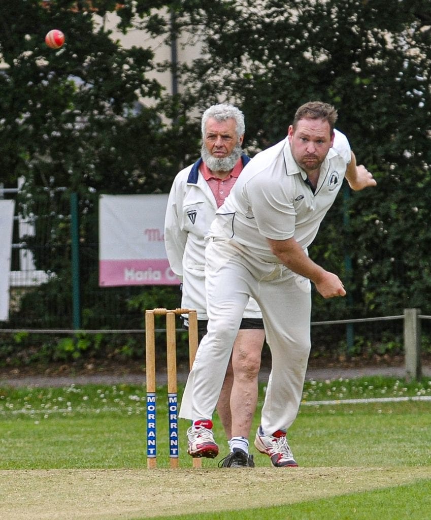 Emmbrook & Bearwood v Chalfont St.Giles (batting) James Gibbs bowling