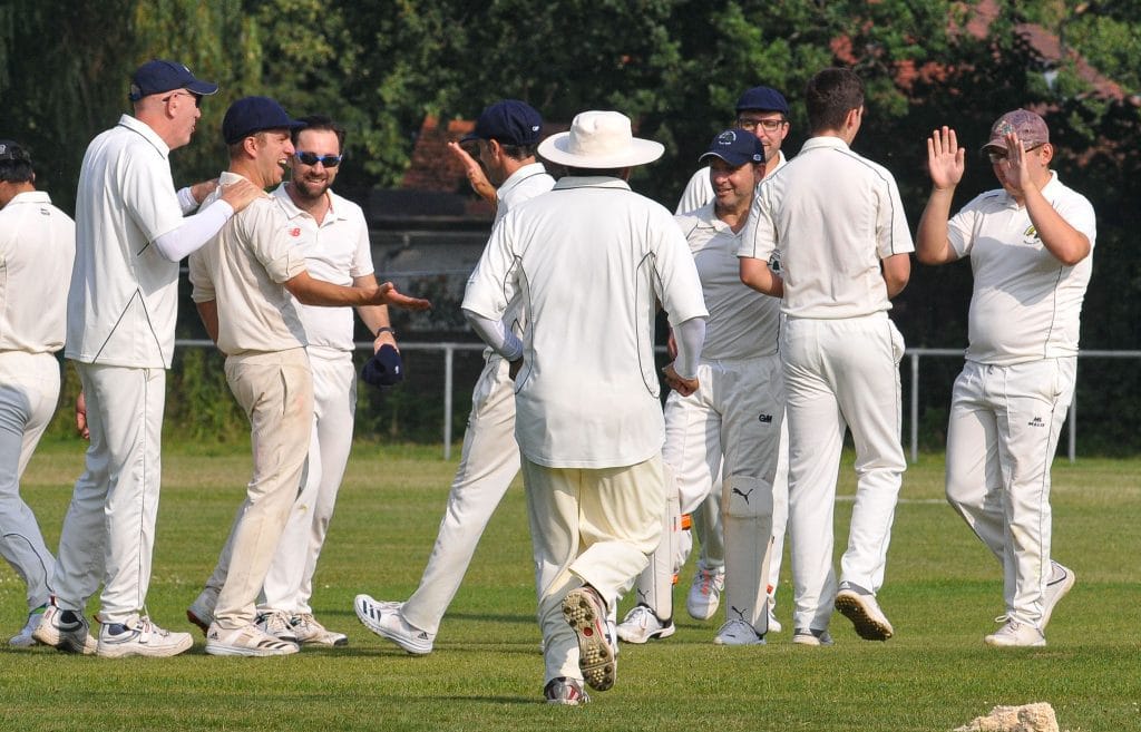 Emmbrook & Bearwood 2's v Penn & Tylers Green