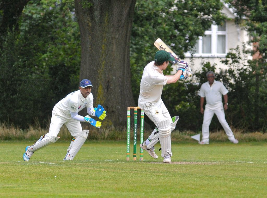 Shinfield 2s v Crowthorne & Crown Wood 2s (batting). Andrew Baines batting.