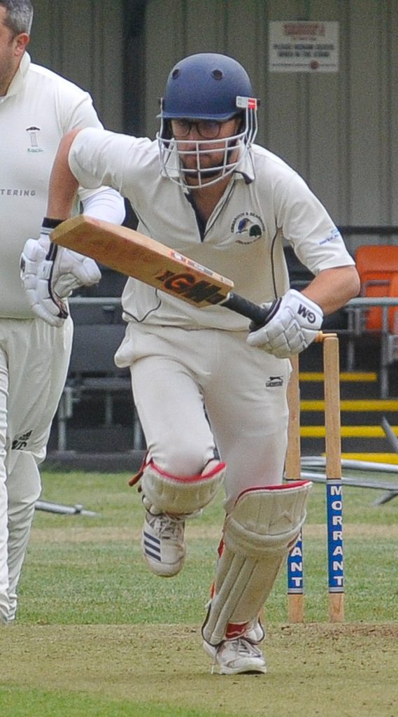 Emmbrook & Bearwood CC (batting) v Knotty Green CC 2sAlex Cobb batting