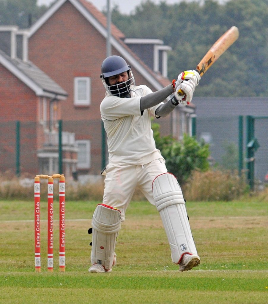 Earley CC (batting) v Woodley CC 2s Ranvir Rana batting