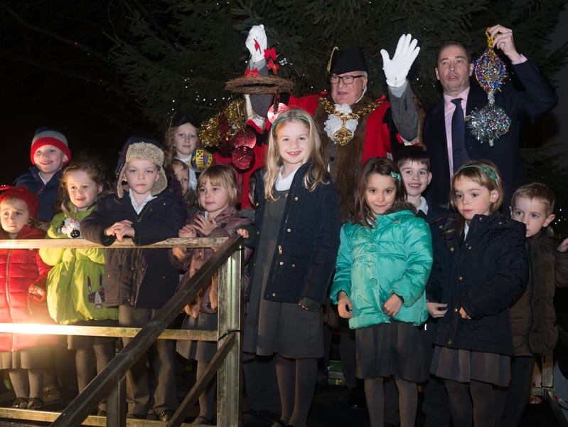 Living Advent Calendar day  Emmbrook Infants School