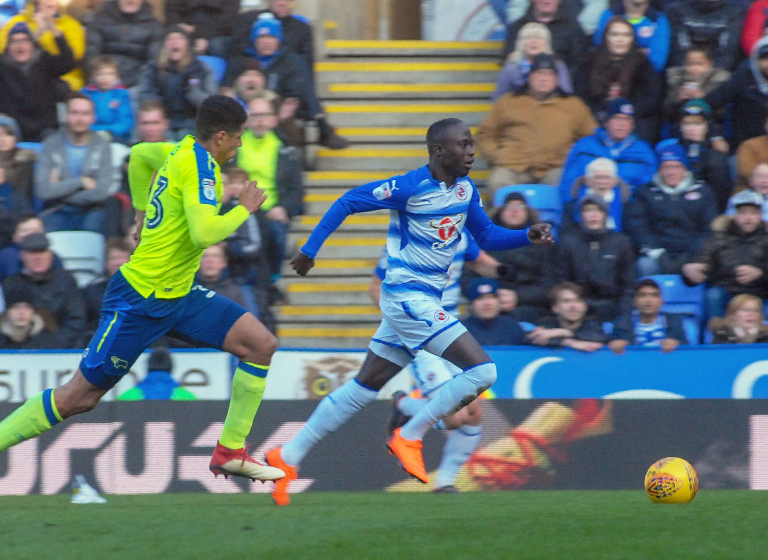 Mo Barrow races through to score