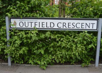 OUtfield Crescent