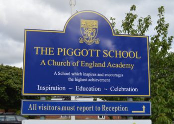 Piggott School sign