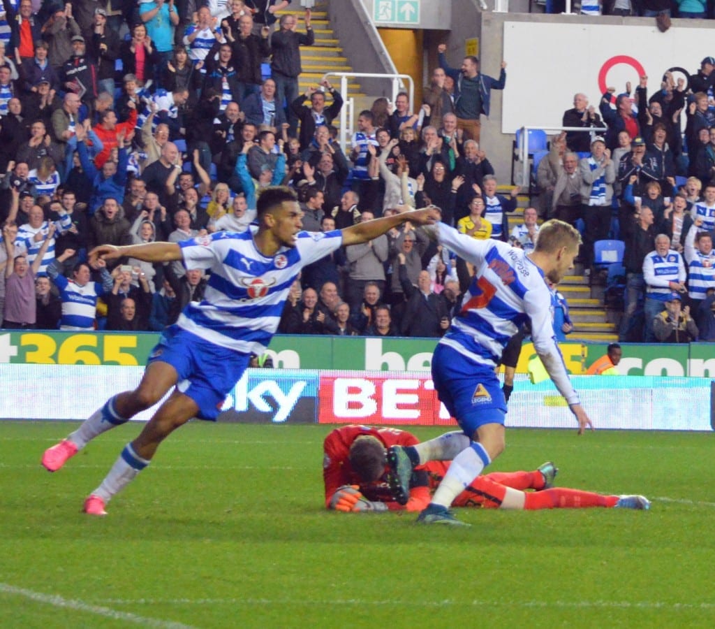 Nick Blackman celebrates with goalscorer Vydra (Picture: Vivienne Johnson)