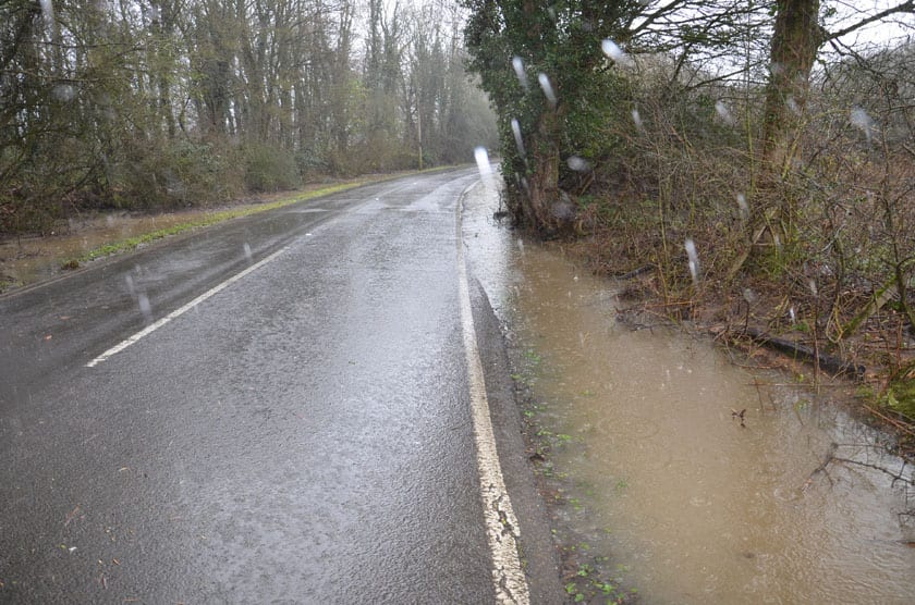 More rising water levels in Sandford Lane. A flood warning is in place for the region. Picture: Paul King