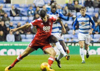Sone Aluko puts a foot in