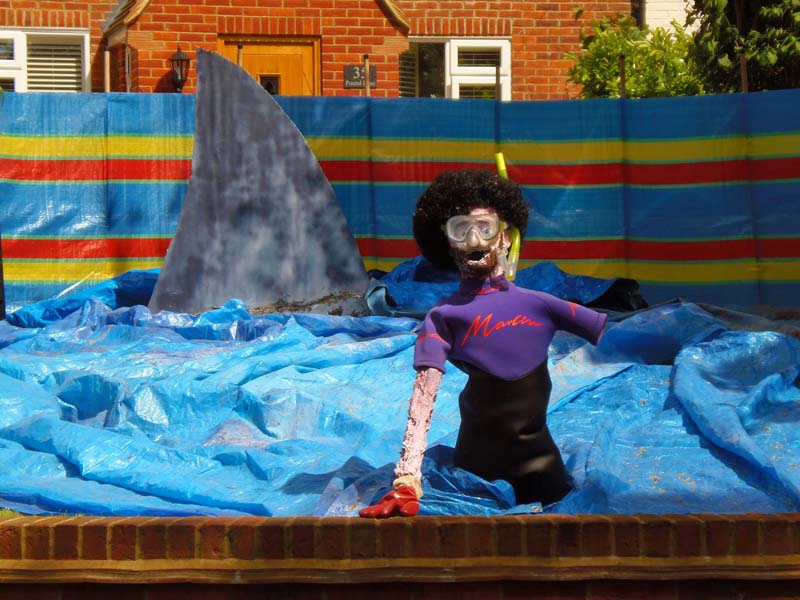 Sonning Scarecrows