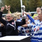 ReadingFCWomentrophylift PicbyNigelHoyle/GoalShots