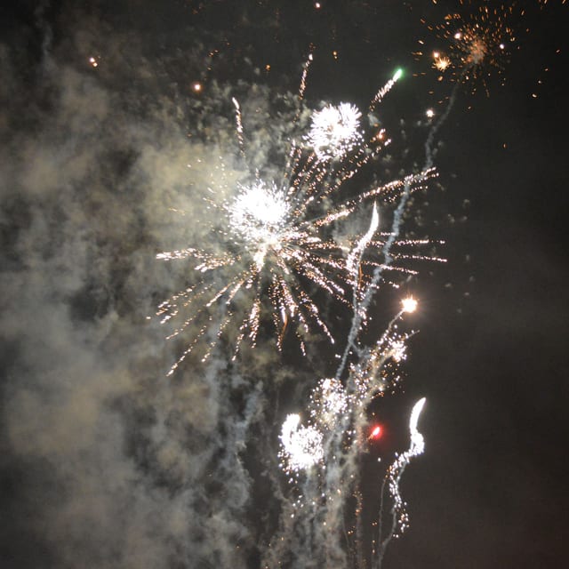 Wokingham Fireworks Miltons