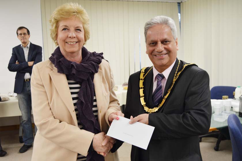 Wokingham Half Marathon charity presentation