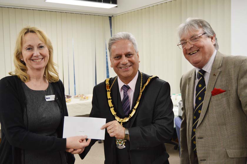Wokingham Half Marathon charity presentation