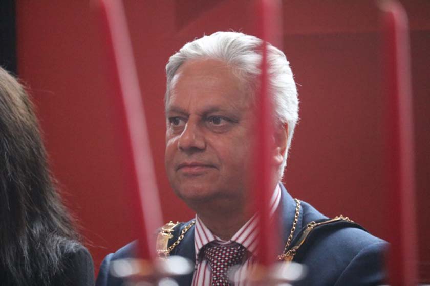 Wokingham Town Mayor making