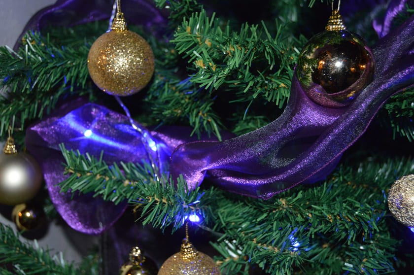 st marys shinfield christmas tree festival   o