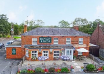 The Elephant & Castle in Hurst