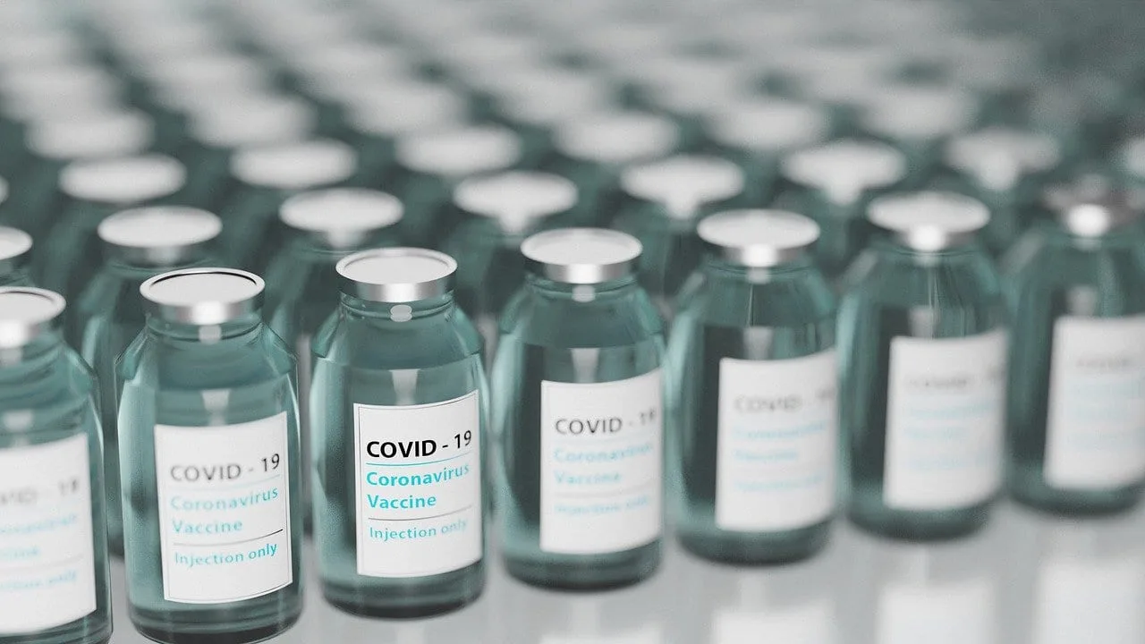 Covid-19 vaccine wokingham woodley 18-24 surge testing