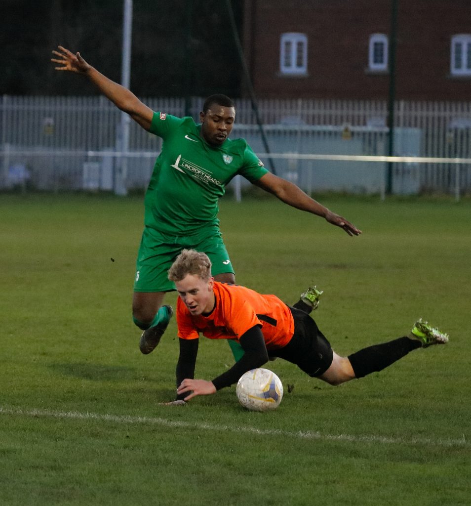 Wokingham & Emmbrook v Kidlington Development