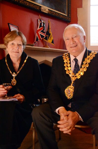 wokingham town mayoress and mayor