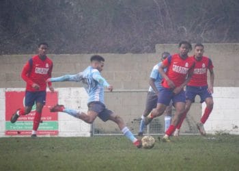 Woodley United v Langley Pictures: Peter Toft