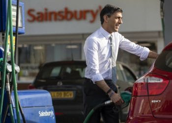 The Chancellor Rishi Sunak visits a Sainsbury's supermarket in south east London after delivering his Spring Statement to parliament Picture: SIMON WALKER  HM TREASURY