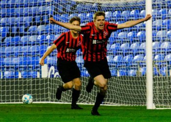 Finchampstead v Richings Park Pictures: Andrew Batt