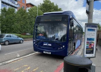 The 400 park & ride service will be axed by Reading Buses Picture: Phil Creighton