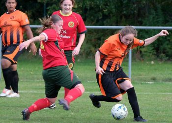 Wokingham & Emmbrook FC Ladies Picture: Andrew Batt